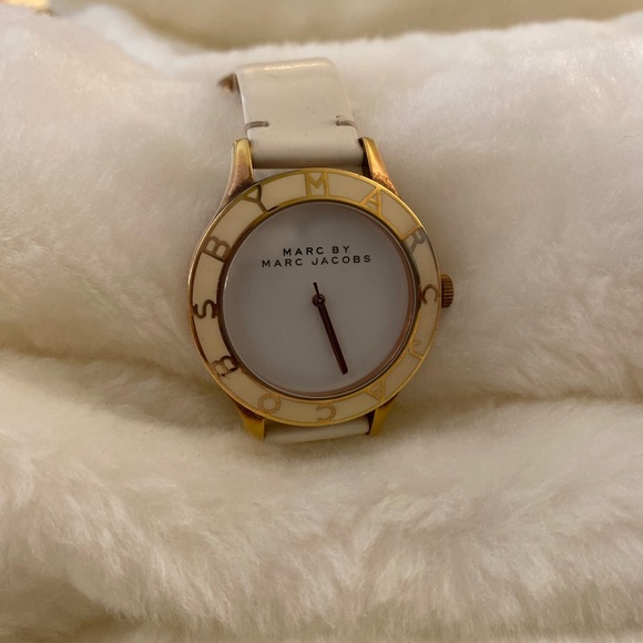 Marc by Marc Jacobs Gold & White Logo Bezel Watch main image 5